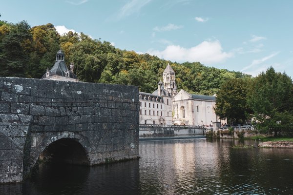 Découvrez les Restaurants Offrant une Vue Spectaculaire sur le Périgord