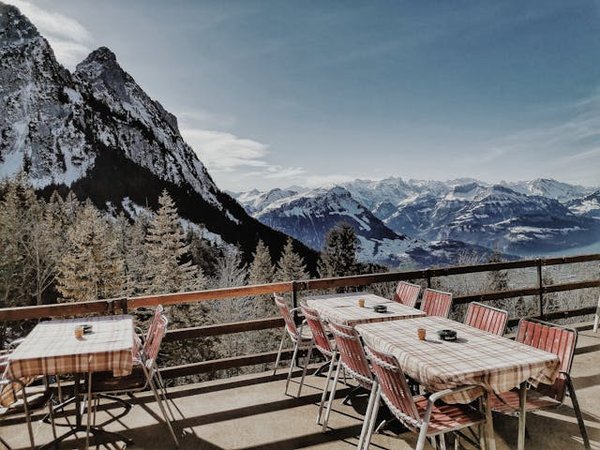 Plaisirs en station dans un restaurant à Gourette